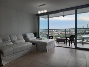 Maravilloso apartamento con fabulosa piscina y área social